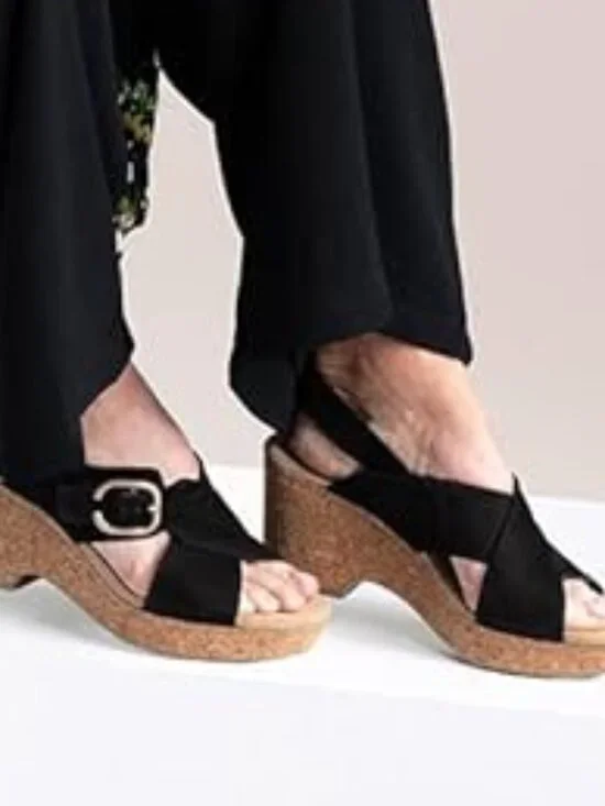 Clarks Collection Women's Giselle Dove Wedge Sandal, Black Nubuck, 8.5 Medium US - Picture 2 of 7